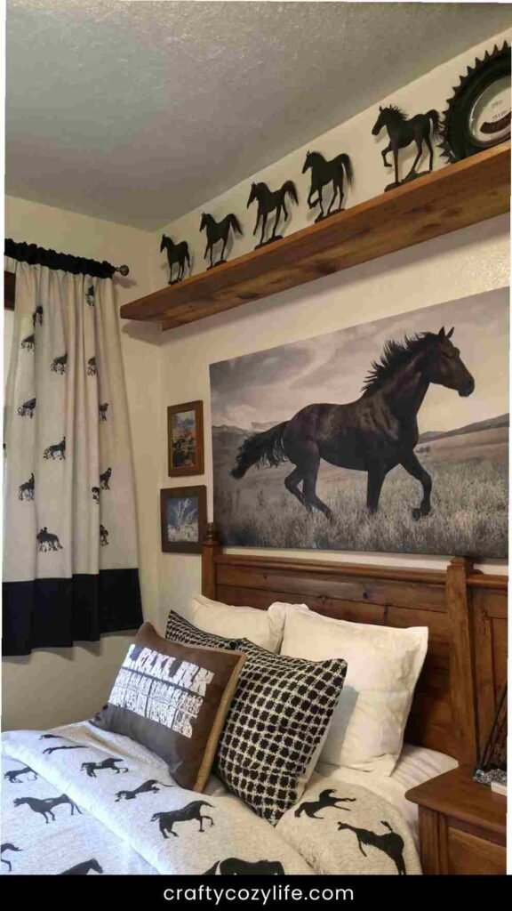 Horse-Inspired Decor for That Classic Western Feel